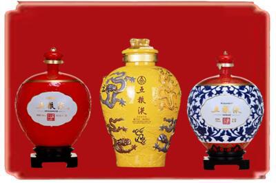 茅箭区烟酒回收五粮液各种摆件.jpg